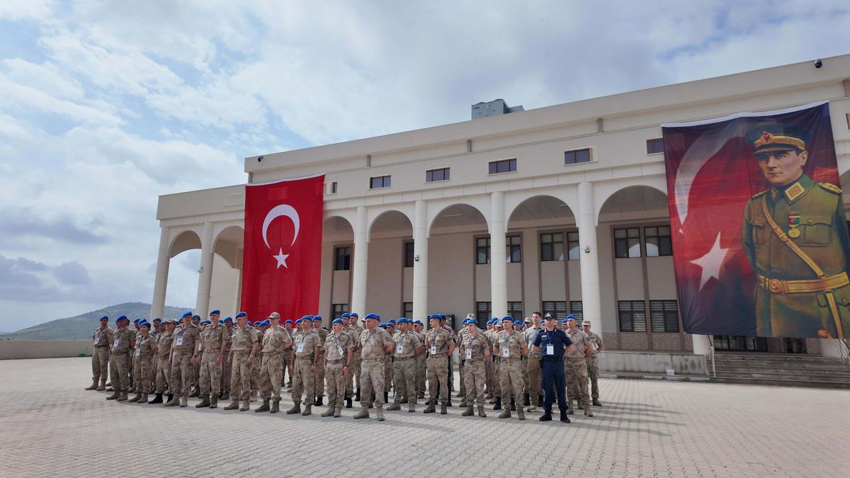 Foça\'da Jandarma Atış Yarışması Başladı