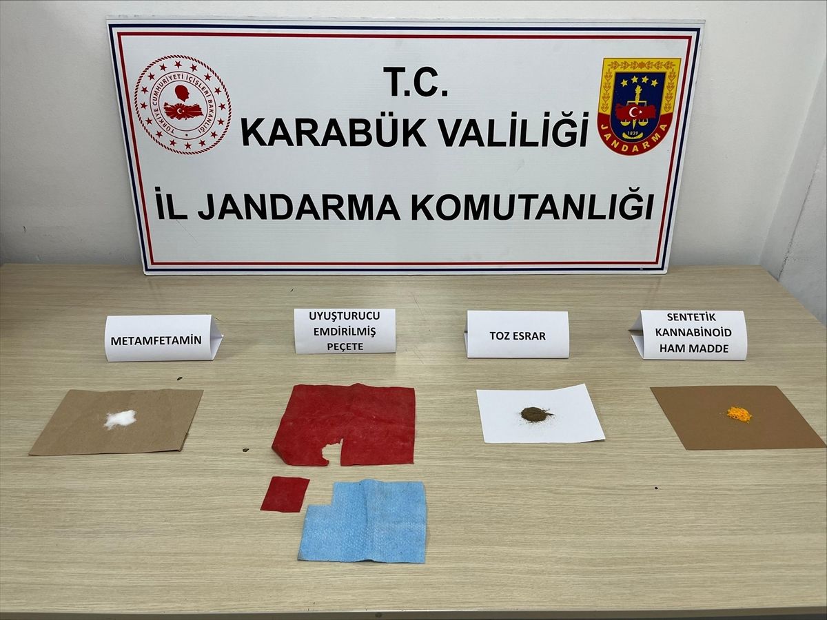 Karabük\'te Uyuşturucu Operasyonu: 8 Gözaltı