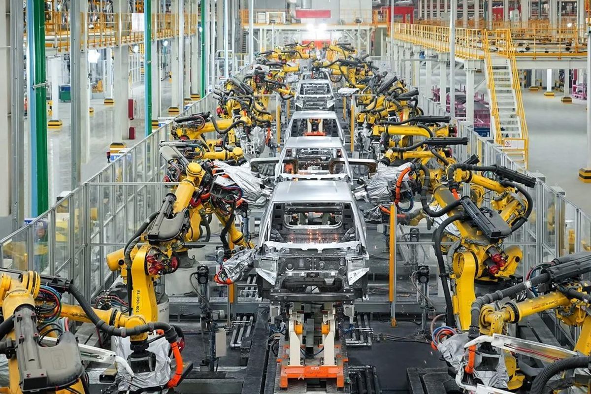 Manisa\'da fabrika kuracaktı! Otomotiv devinin yeni adresi belli oldu