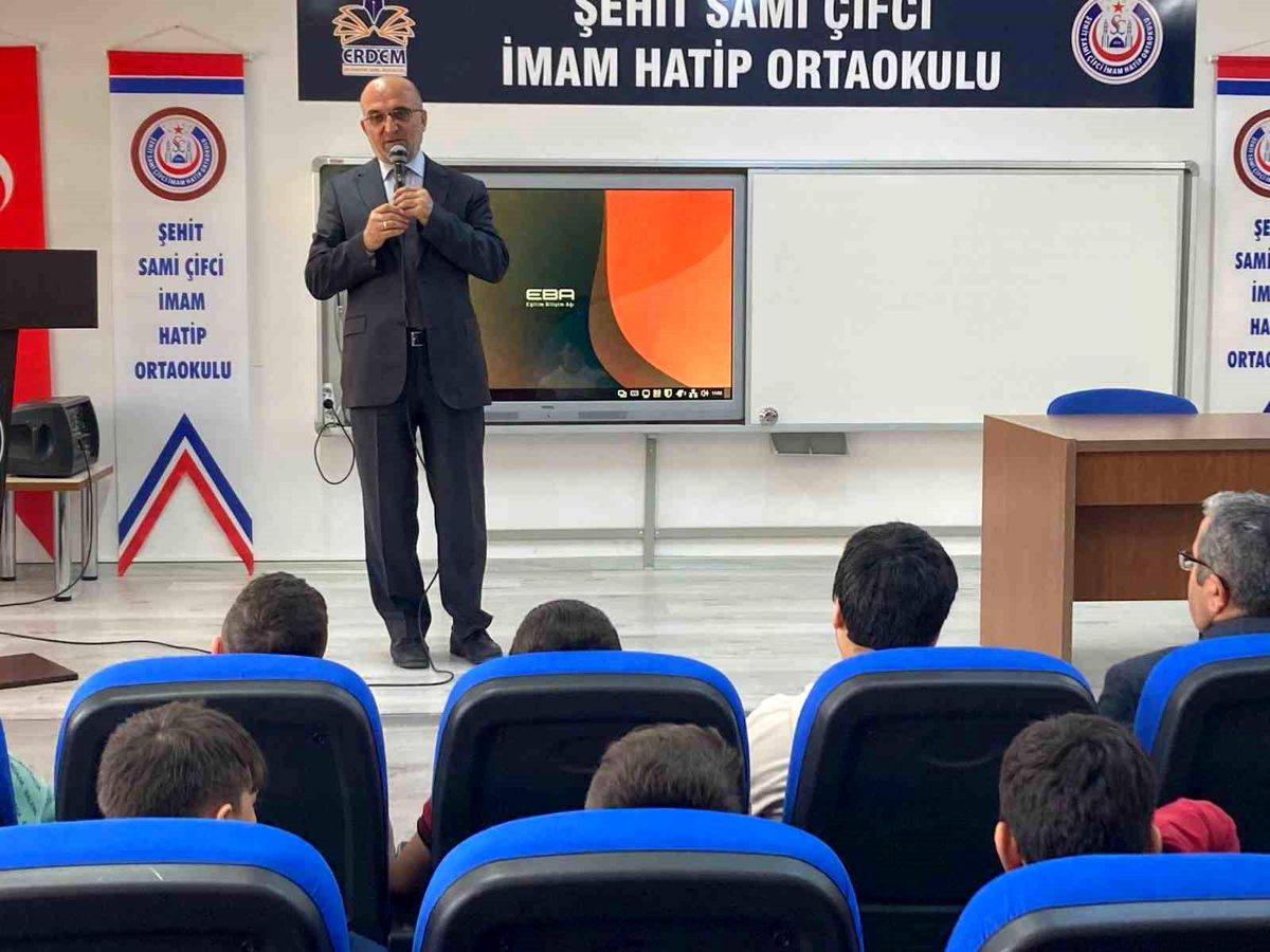 Afyon\'da \'Değerler Eğitimi\' programları sürüyor