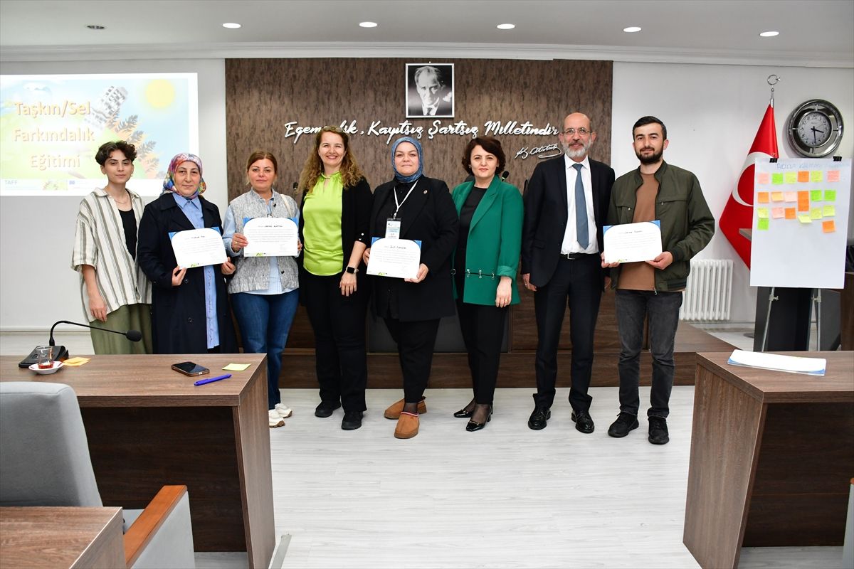 Terme\'de Taşkın Erken Uyarı Eğitimi