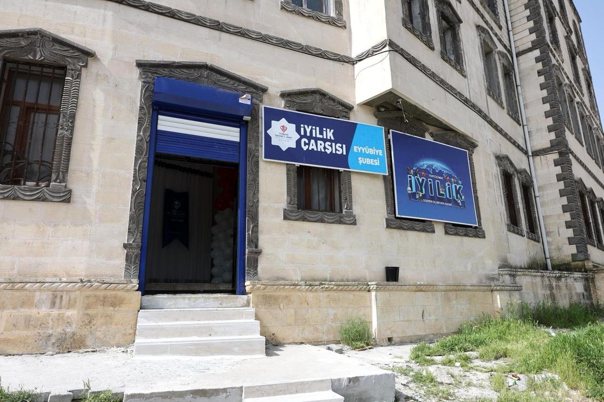 Şanlıurfa\'da iyilik çarşısı hizmete açıldı