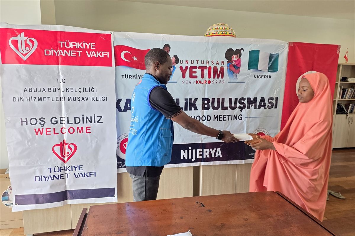 TDV\'den Nijerya\'daki Yetimlere Yardım