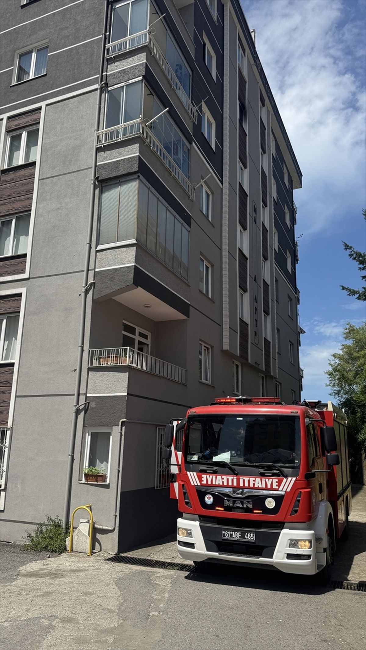Trabzon\'da Yangın: 1 Yaralı