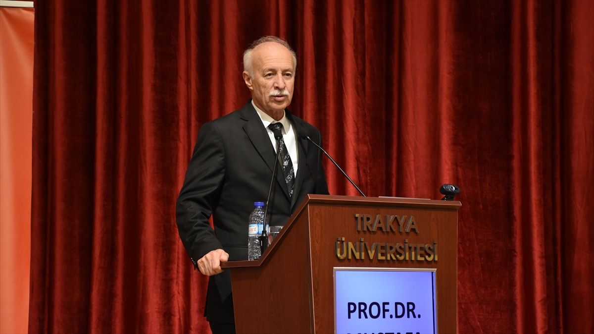 Edirne\'de Beyaz Önlük Töreni