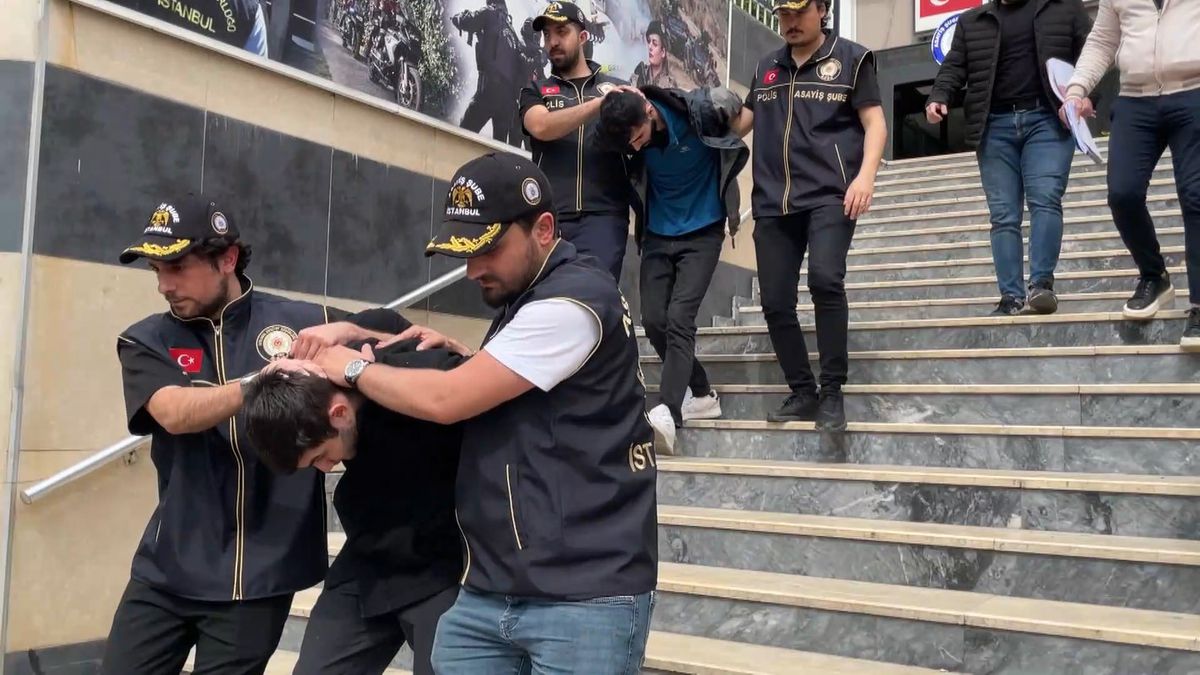 Üsküdar\'da Kundaklama Şüphelileri Tutuklandı