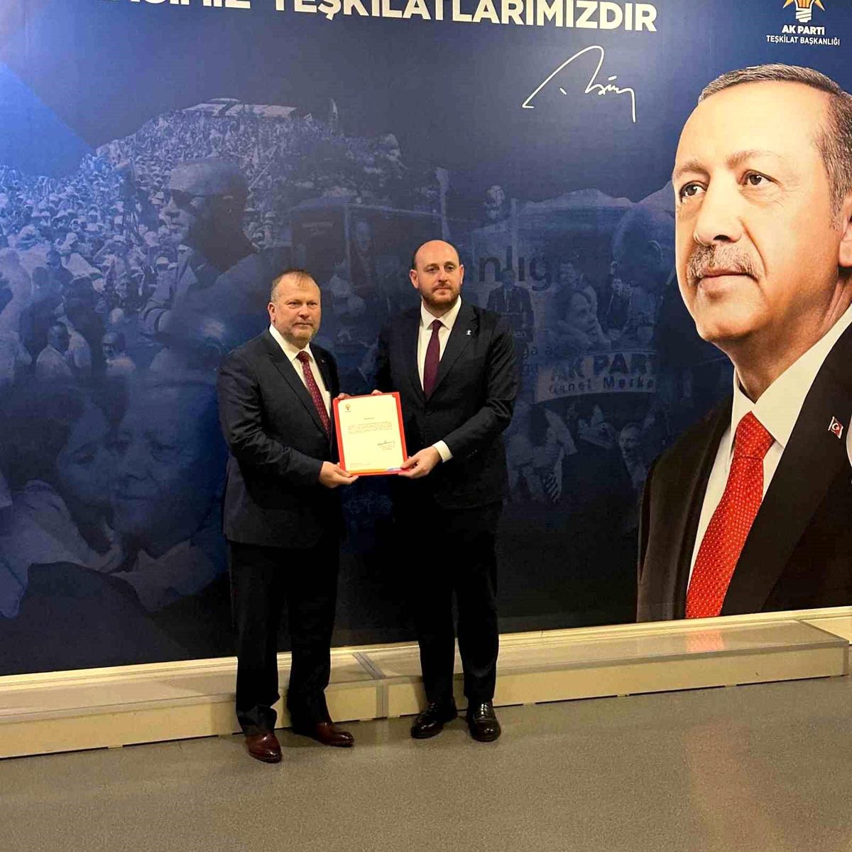İnhisar\'da AK Parti İlçe Başkanlığı Değişti