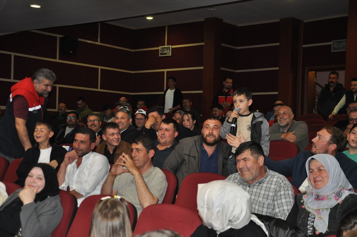 Akşehir\'de Çiftçi Yarışması Ödülleri Dağıtıldı