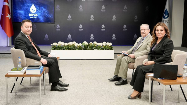 Ali Babacan: Ülkeyi CHP'ye bırakmak istemiyoruz