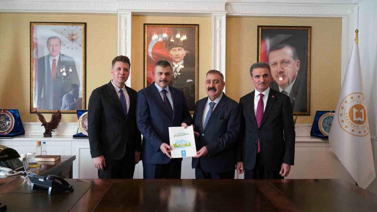 Başkan Sunar\'dan Palandöken\'e yeni kaymakamlık binası müjdesi