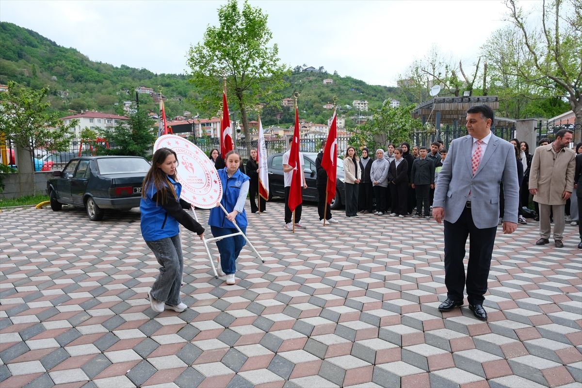 Bozkurt\'ta Gençlik Haftası Töreni