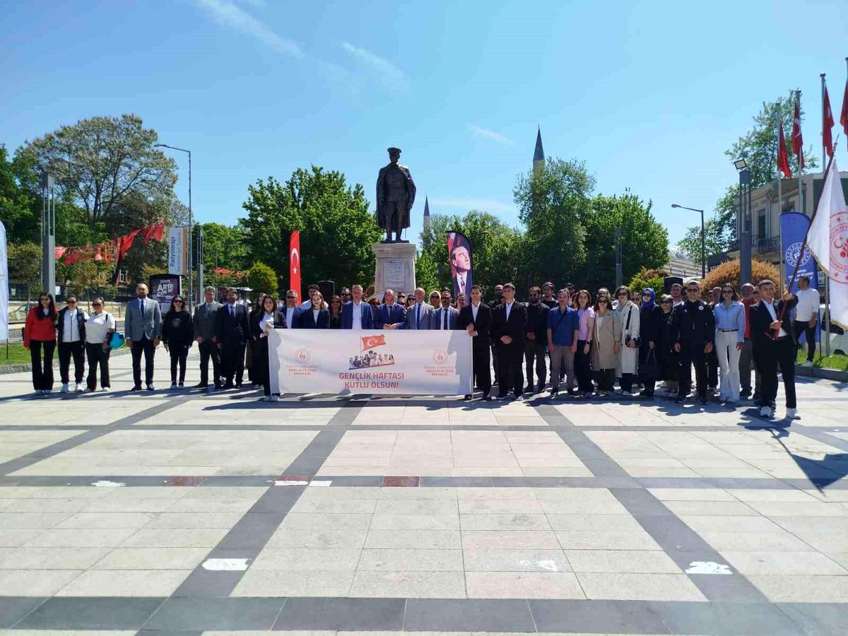 Edirne\'de Gençlik Haftası Kutlandı