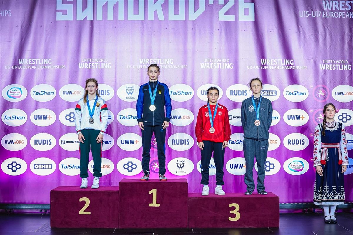 Şirin Askara\'dan Bronz Madalya