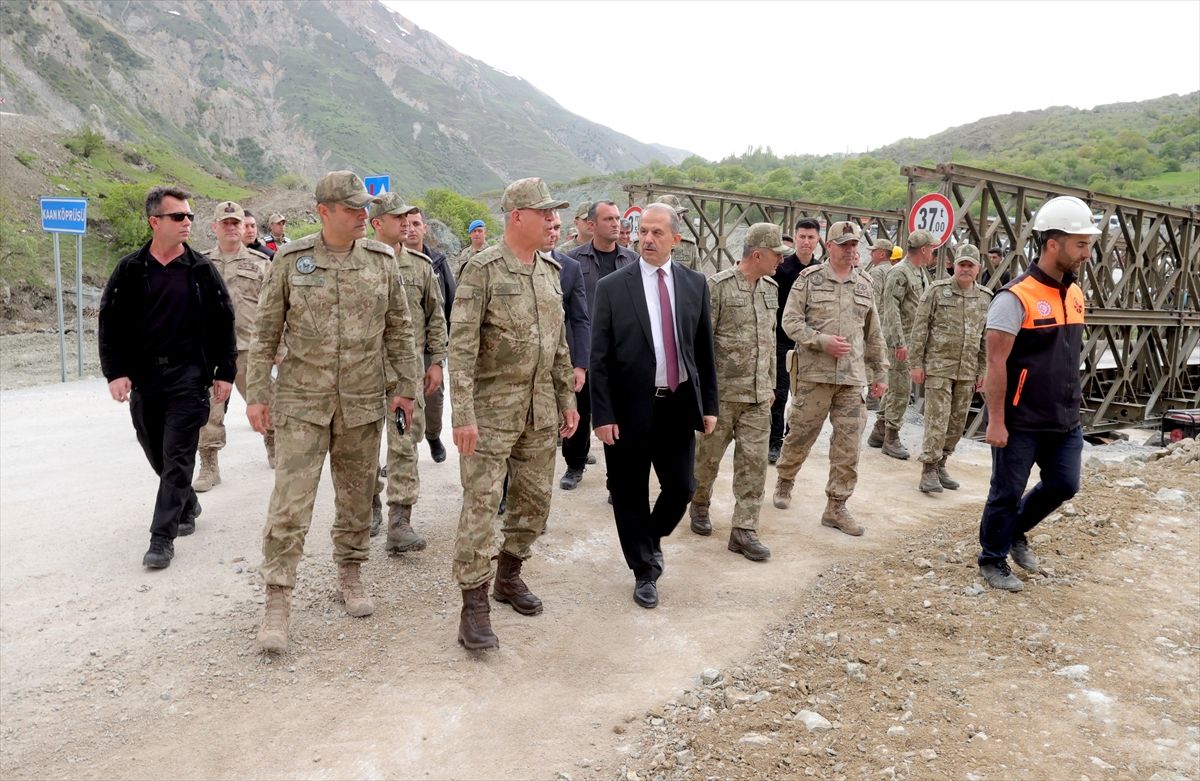 Hakkari-Van Yolu İçin Yeni Köprüler İncelendi