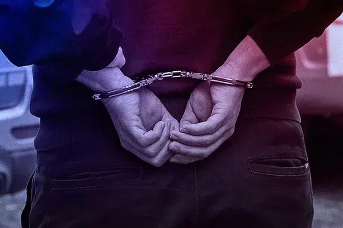 İBB\'ye ve Üsküdar Belediyesi\'ne peş peşe operasyon! 19 kişi gözaltına alındı