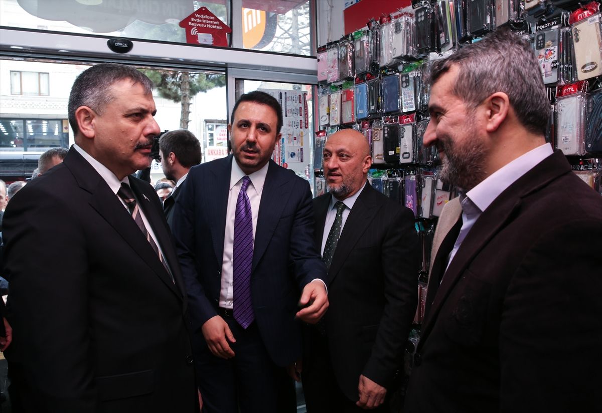Bakan Çiftçi Bitlis\'te Ziyaretlerde Bulundu