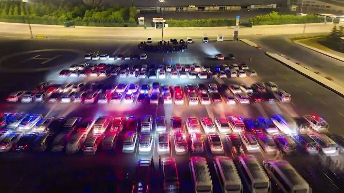 İstanbul\'da \'torbacı\' operasyonu: 62 gözaltı