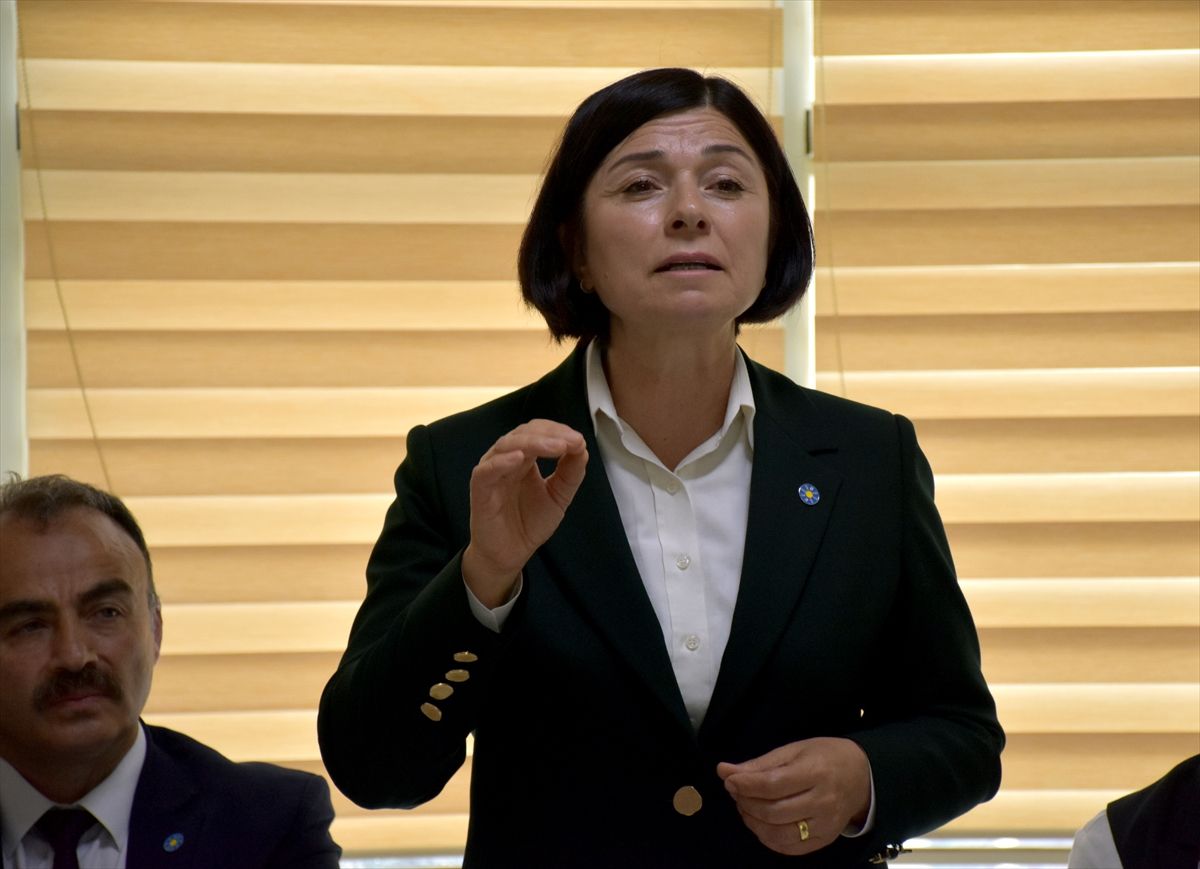 İYİ Parti\'den Samimi Siyaset Vurgusu