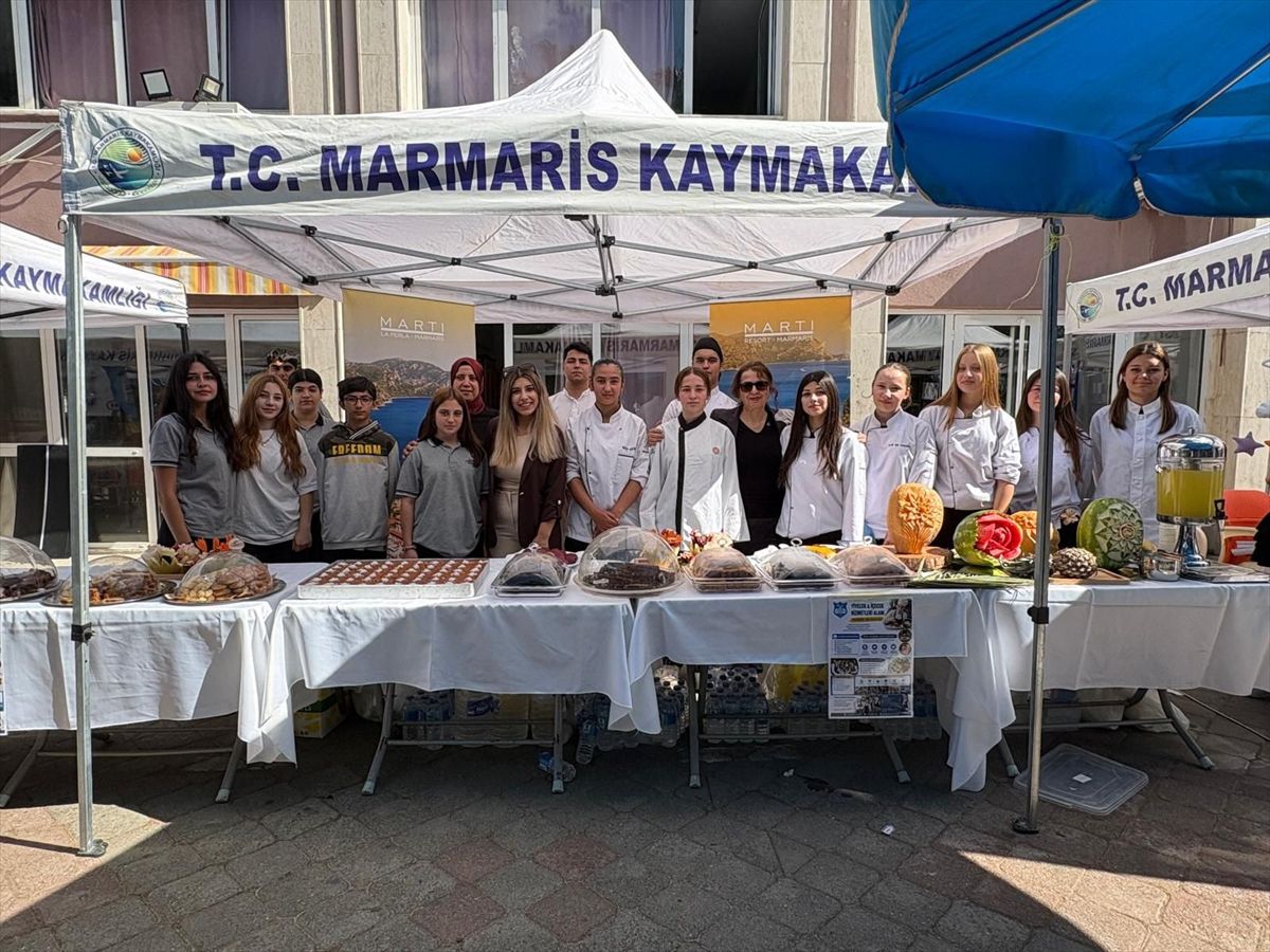 Marmaris\'te Mesleki Eğitim Fuarı Açıldı