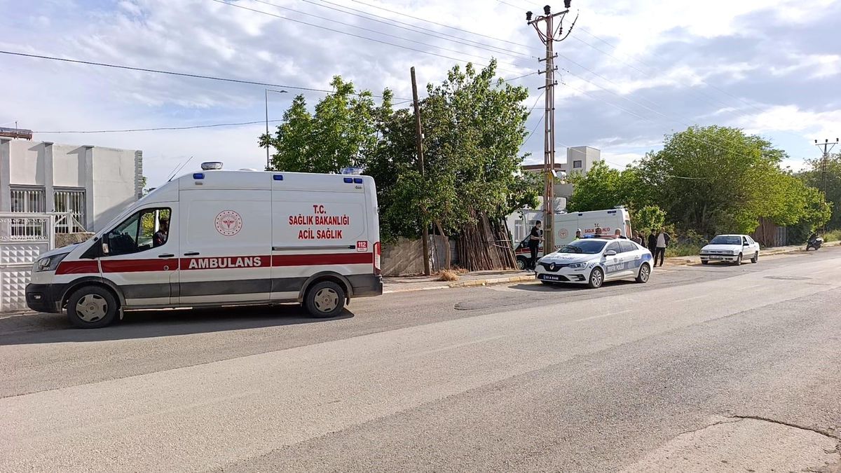 Adıyaman\'da Motosiklet Yayaya Çarptı