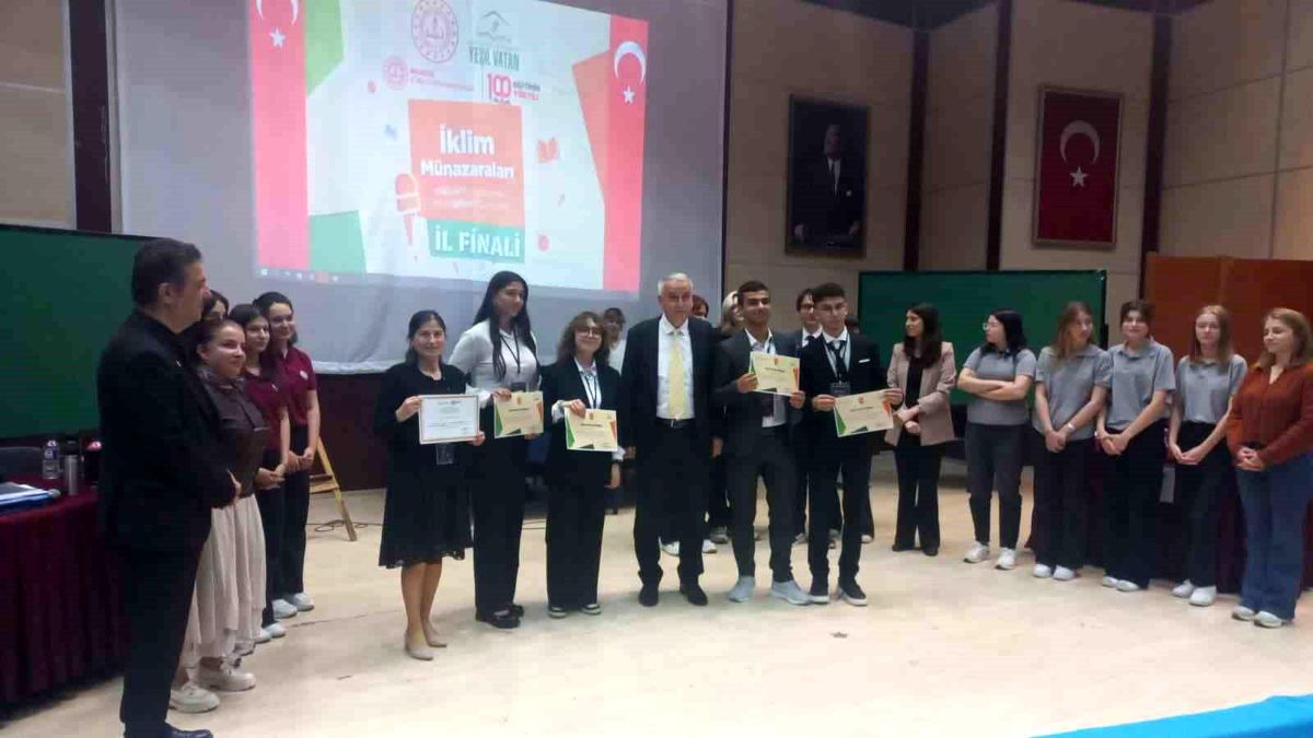 Celal Toraman Anadolu Lisesi İkliM Münazaralarında Birinci Oldu