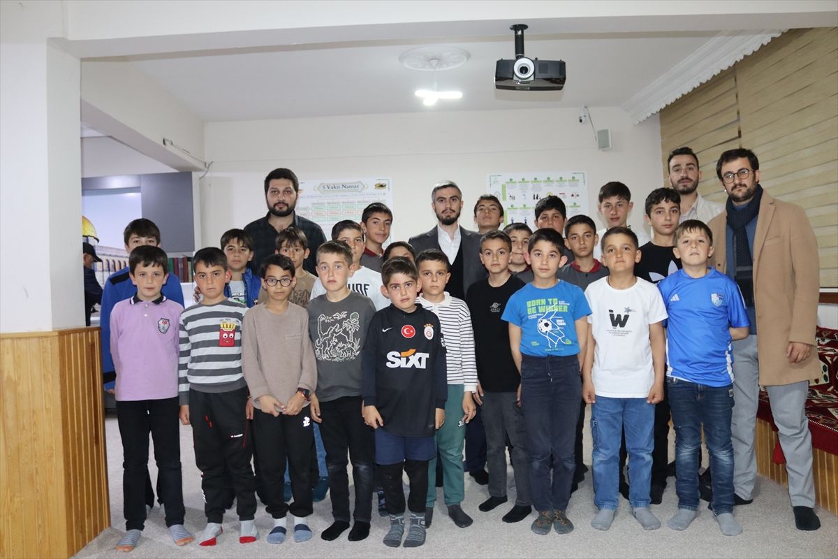 Narman\'da Gençlik Merkezi Projesi