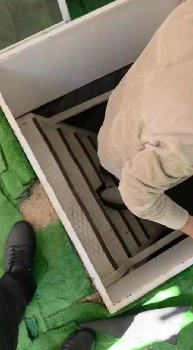 Özel kalem müdürünün evi, görenleri hayrete düşürdü