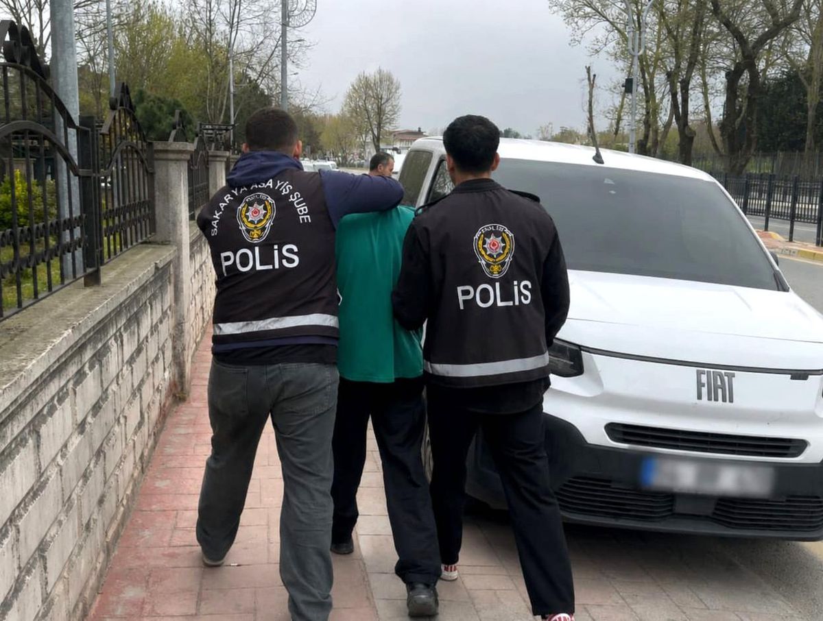 Sakarya\'da 376 Aranan Şahıs Yakalandı