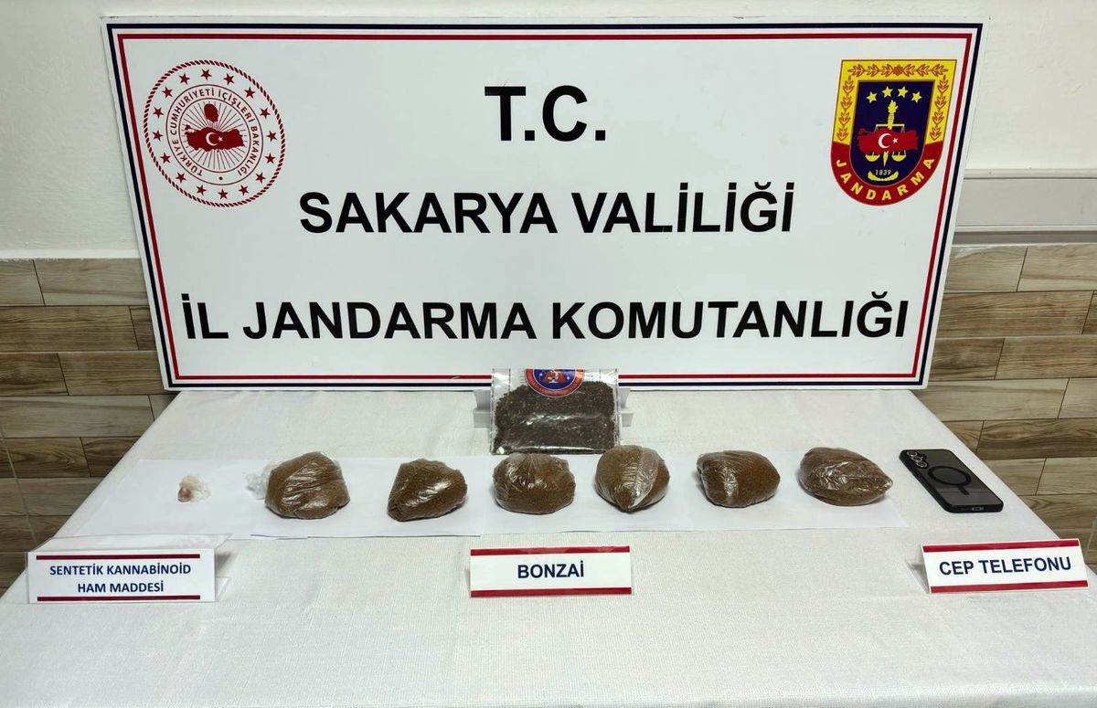Sakarya\'da uyuşturucu operasyonu: 2 tutuklama