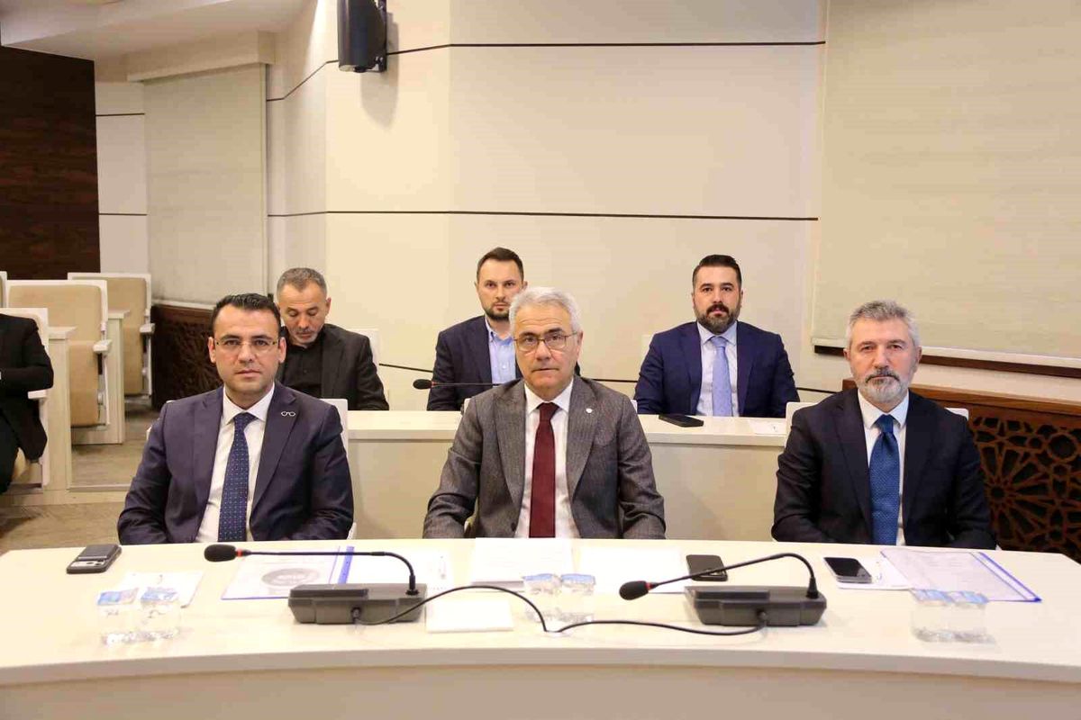 Sivas Savunma Sanayi Yolu Açıyor
