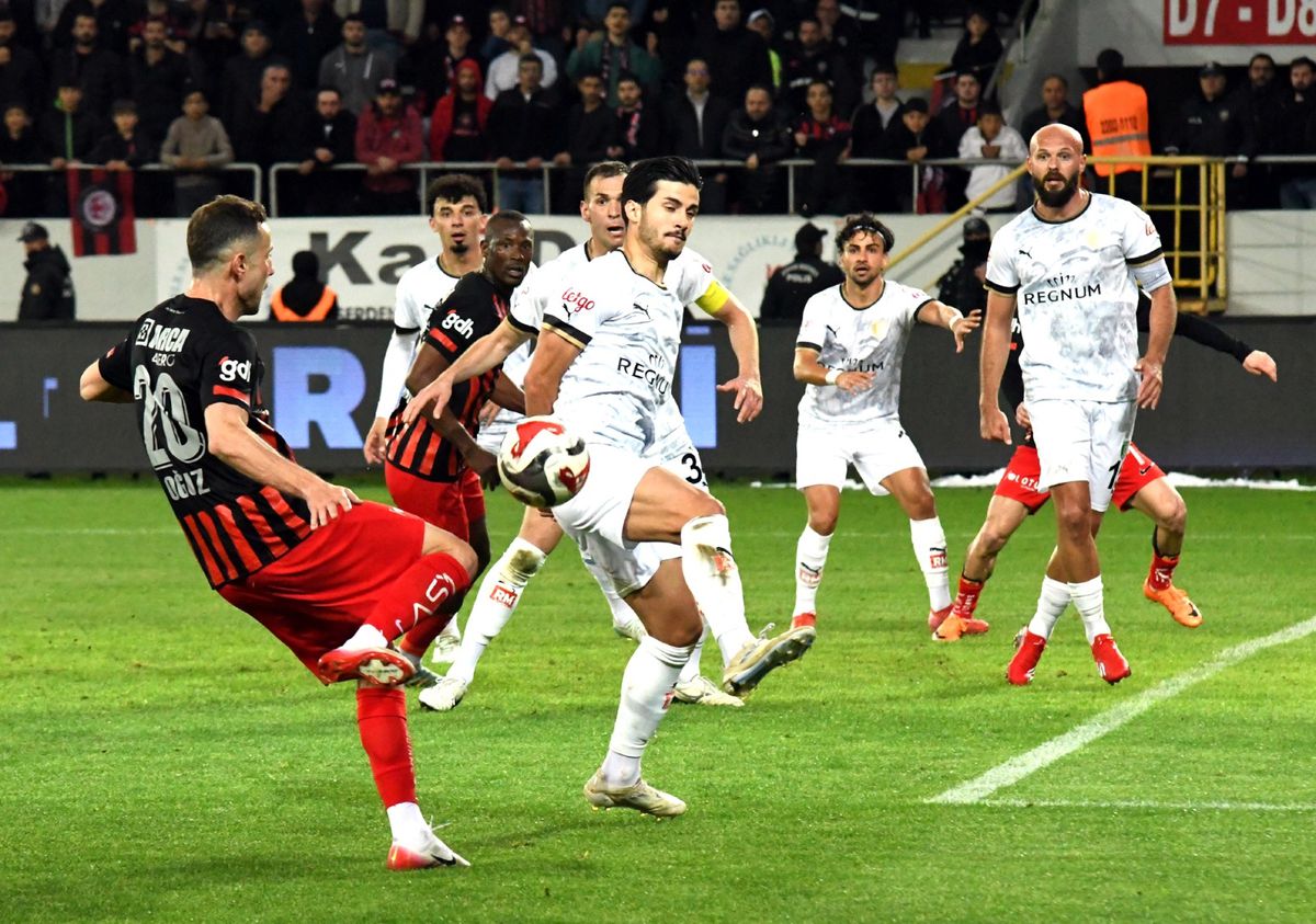 Arca Çorum FK, Finale Yükseldi