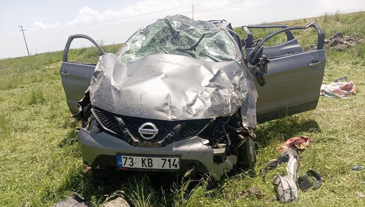 Şırnak\'ta Takla Atan Araçta Sürücü Ağır Yaralandı