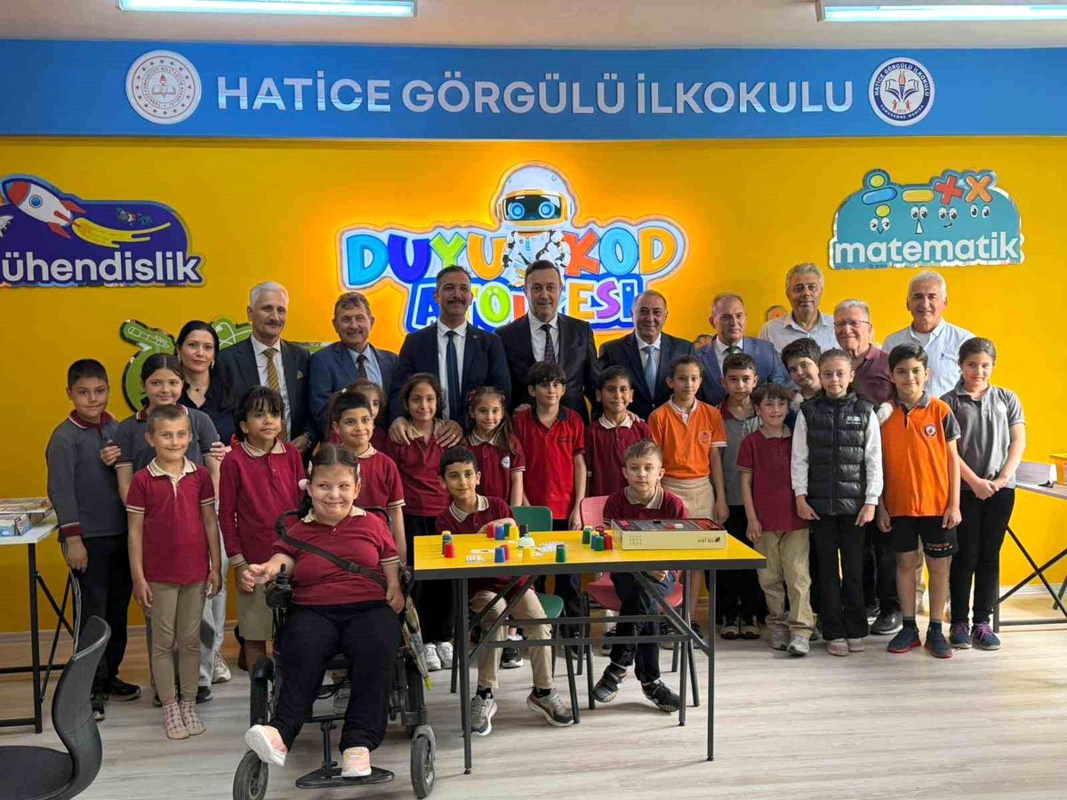 Manisa\'da Duyu-Kod Atölyesi Açıldı