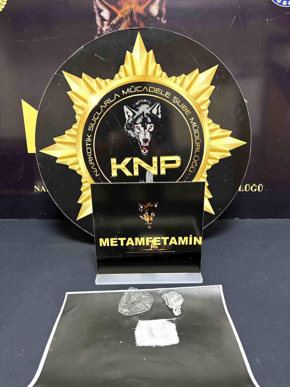Karabük\'te Uyuşturucu Operasyonu: 3 Gözaltı