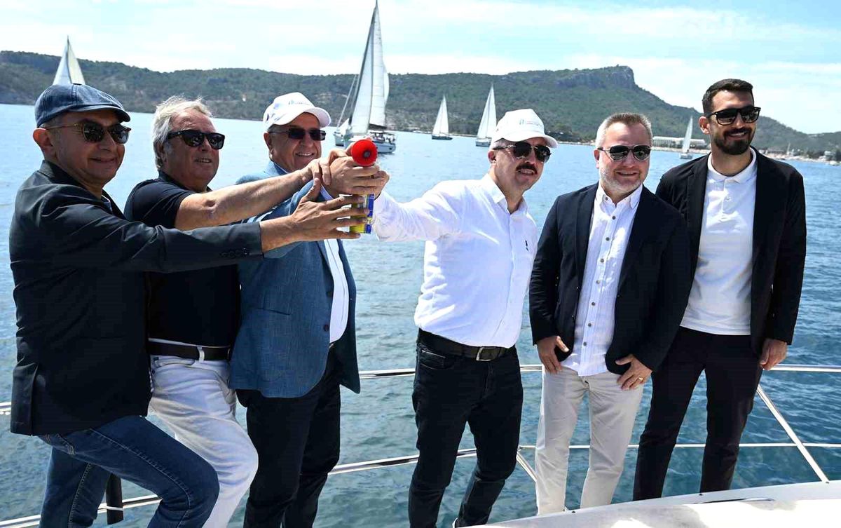 Antalya yat yarışları Kemer\'den start aldı