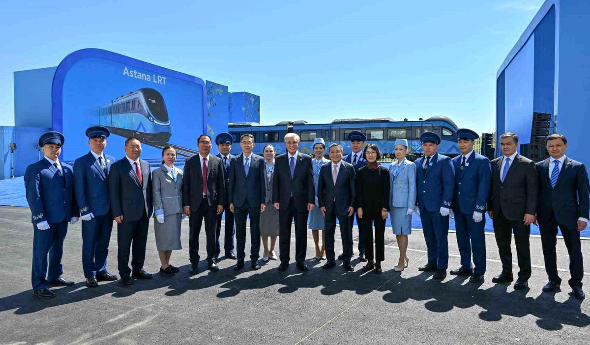Astana\'da Hafif Raylı Sistem hizmete açıldı