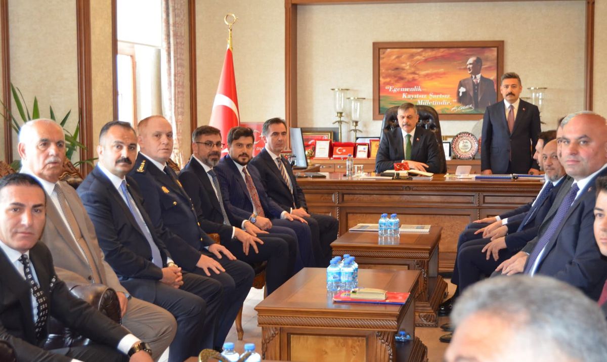 Bakan Çiftçi Adilcevaz\'da Coşkuyla Karşılandı