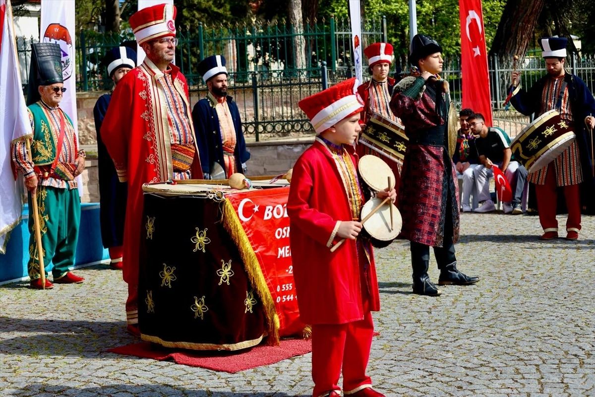 Öğrenciler Bilecik\'te Tarihi Gezdi