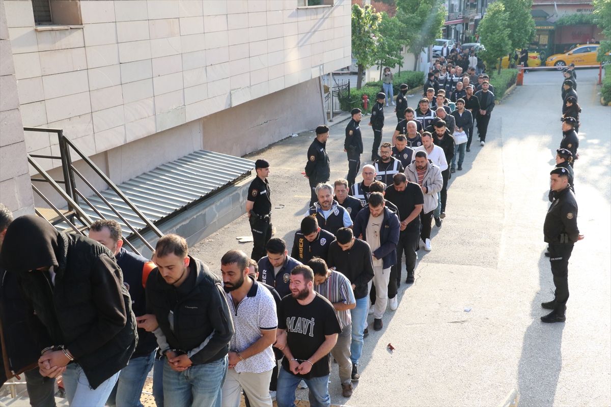 Yasa Dışı Bahis Operasyonunda 24 Tutuklama