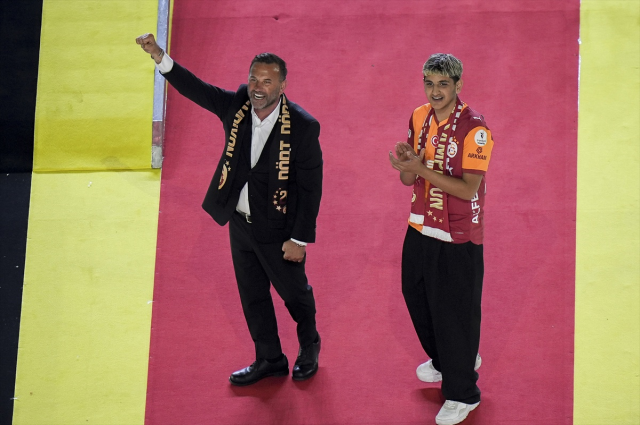 Galatasaray'da unutulmayacak şölen! Herkes bu anları konuşuyor