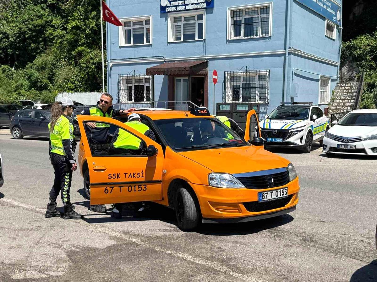 Zonguldak\'ta Aranan Taksi Sürücüsü Yakalandı