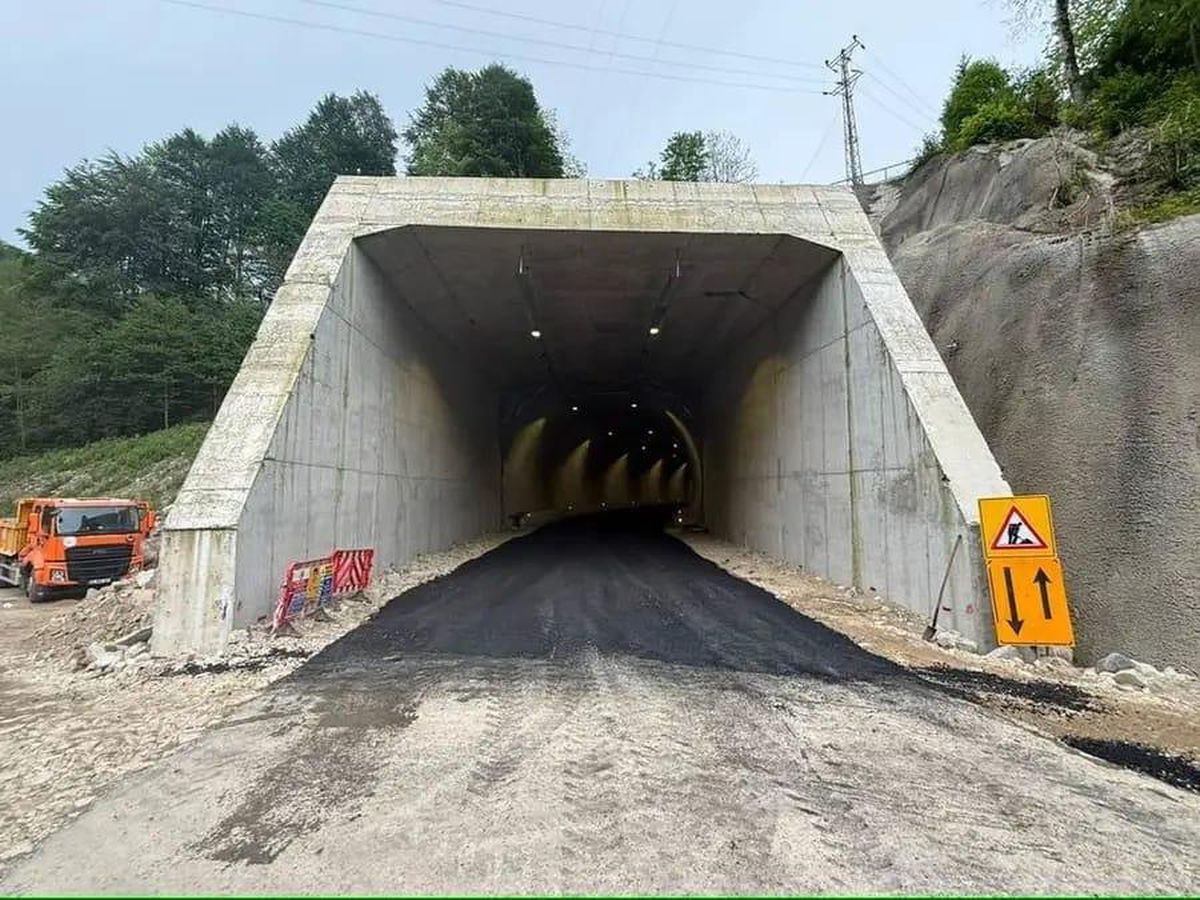 Hemşin-Çamlıhemşin yolunda tarihi adım: İlk tünel ve köprü açıldı