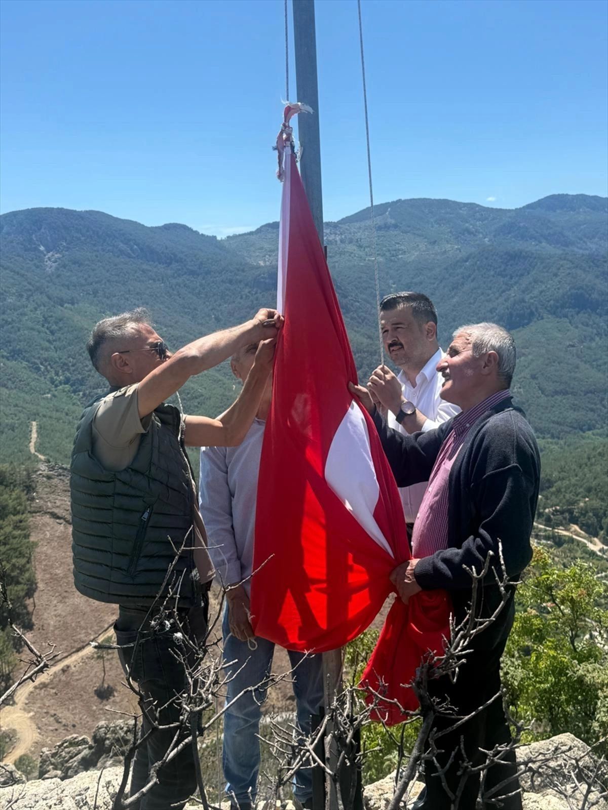 MHP İlçe Başkanı Yayla\'dan kırsal ziyaret