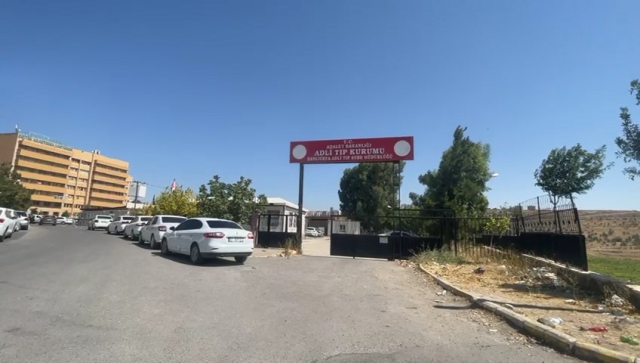Şanlıurfa'da mezarlıkta plastik varilde 21 insan cenini bulundu