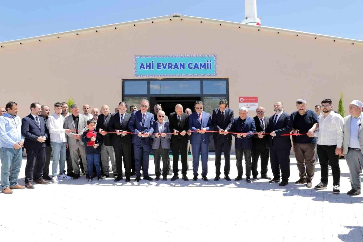 Tavşanlı\'da Üç Yeni Yatırım Açıldı