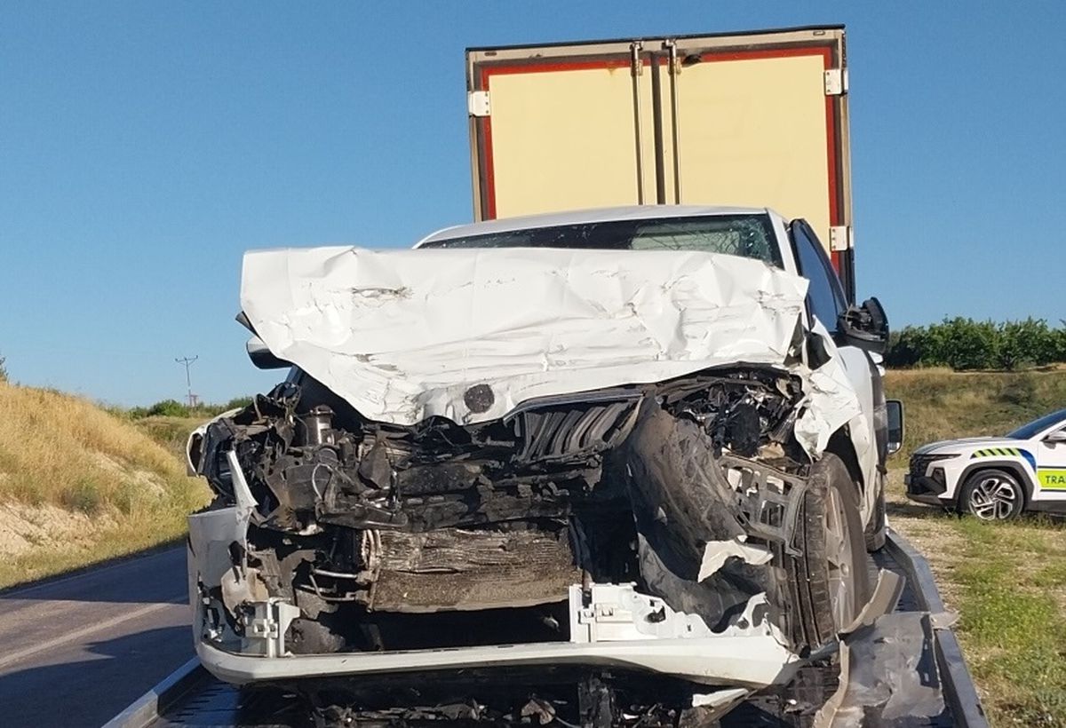 Mersin\'de Trafik Kazası: Anne ve Kızı Hayatını Kaybetti