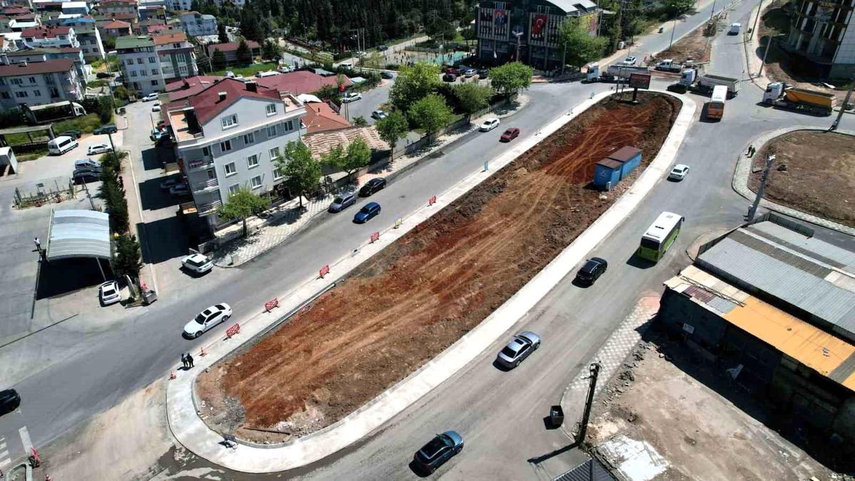 Tuzla ve Battalgazi Caddesi\'nde kavşak düzenlemesi