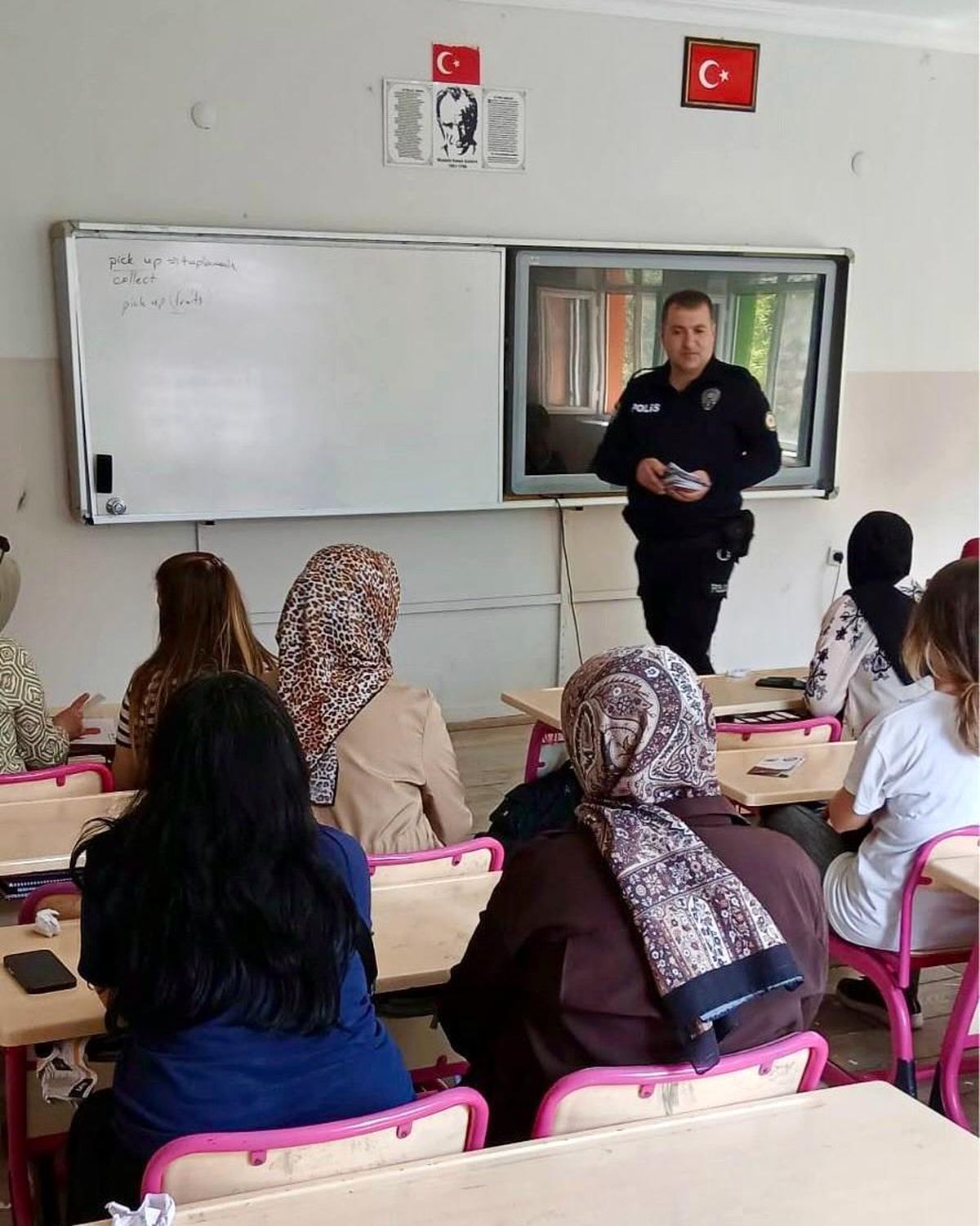 Osmaneli\'de Velilere Dolandırıcılık Bilgilendirmesi