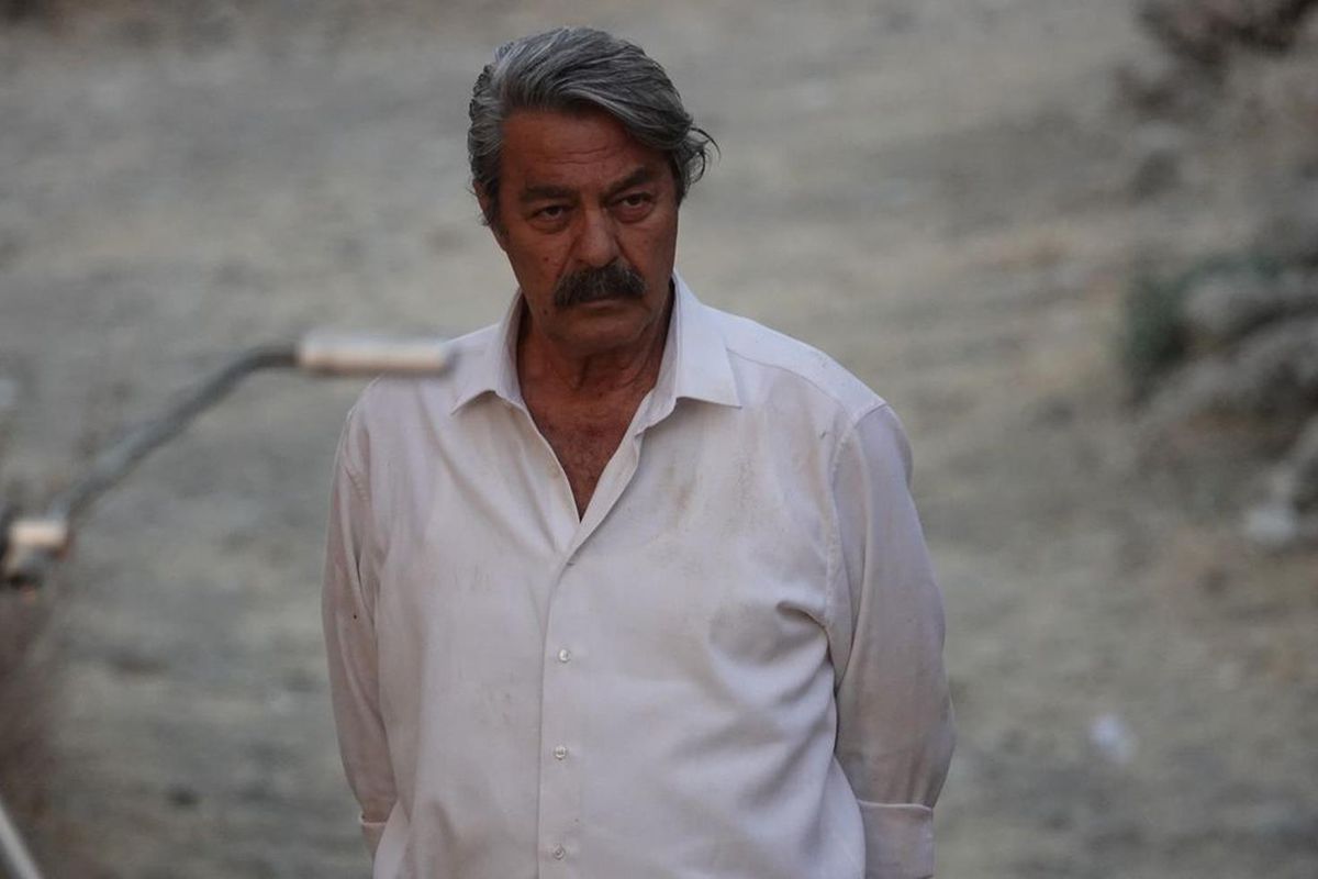 Yoğun bakımdaki Kadir İnanır\'dan haber var