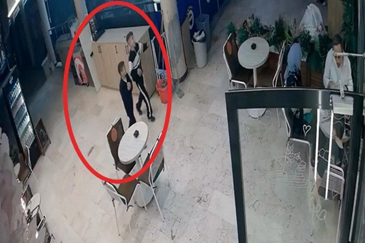 2 çocuk, Fenerbahçeliler Derneğinde yangın çıkardı